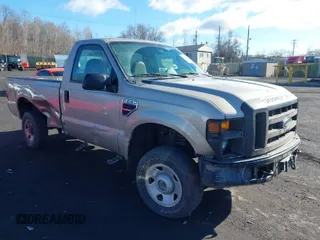 2008 Ford F-250 XL z VIN 1FTNF21548ED73504, wystawiony jako IAAI lot #41829016 z przebiegiem 78 685 mil mil oraz . Historia ofert i sprzedaży dostępna na DreamBid. Obrazek 1.