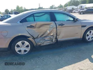 2015 Ford Police Interceptor с VIN 1FAHP2MK5FG149435, выставлен на аукционе IAAI как лот 42391863 с пробегом 115 224 миль миль и . История ставок и продаж доступна на DreamBid. Изображение 6.