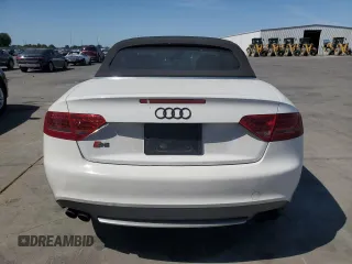 2010 Audi S5 Premium Plus z VIN WAUCGAFH3AN013001, wystawiony jako Copart lot #59315775 z przebiegiem 94 238 mil mil oraz Szkoda całkowita • Salvage title. Historia ofert i sprzedaży dostępna na DreamBid. Obrazek 6.