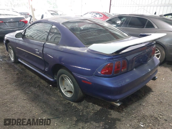 1998 Ford Mustang with VIN 1FAFP404XWF175772, listed as a IAAI auction lot 42686695 with 125,920 mi miles and . Bid and sale history available at DreamBid. Image 3.