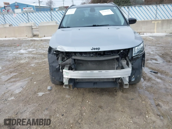 2021 Jeep Compass Latitude with VIN 3C4NJCBB2MT526500, listed as a IAAI auction lot 41642304 with 51,315 mi miles and . Bid and sale history available at carsss.com. Image 6.