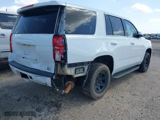2017 Chevrolet Tahoe Commercial with VIN 1GNLCDEC0HR355599, listed as a IAAI auction lot 41270480 with 181,025 mi miles. Bid and sale history available at carsss.com. Image 4.