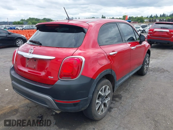 2016 FIAT 500X Trekking z VIN ZFBCFYCT3GP344636, wystawiony jako IAAI lot #41991849 z przebiegiem 54 270 mil mil oraz . Historia ofert i sprzedaży dostępna na DreamBid. Obrazek 4.