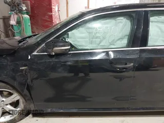 2015 Volkswagen Passat Limited Edition Edition z VIN 1VWAT7A31FC118947, wystawiony jako IAAI lot #41947890 z przebiegiem 156 435 mil mil oraz . Historia ofert i sprzedaży dostępna na DreamBid. Obrazek 19.