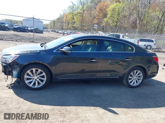 2015 Buick LaCrosse Premium I with VIN 1G4GD5G34FF333786, listed as a IAAI auction lot 41979144 with 145,345 mi miles. Bid and sale history available at carsss.com. Image 14.