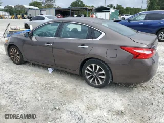 2017 Nissan Altima 2.5 SV with VIN 1N4AL3AP4HC213087, listed as a Copart auction lot 88796425 with 182,312 mi miles and Non Repairable. Bid and sale history available at carsss.com. Image 2.