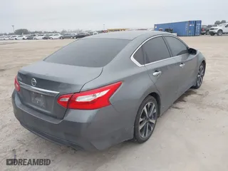 2016 Nissan Altima 2.5 SL with VIN 1N4AL3AP4GC160681, listed as a IAAI auction lot 41533393 with 138,375 mi miles. Bid and sale history available at carsss.com. Image 4.