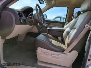 2009 Chevrolet Suburban LS with VIN 1GNFC16079R211582, listed as a Copart auction lot 50649205 with 258,057 mi miles and Salvage Title. Bid and sale history available at carsss.com. Image 7.