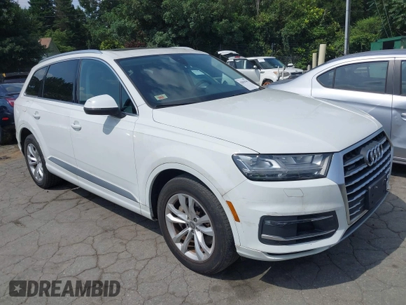2018 Audi Q7 Premium Plus z VIN WA1LAAF74JD002648, wystawiony jako IAAI lot #42810341 z przebiegiem 92 541 mil mil oraz . Historia ofert i sprzedaży dostępna na DreamBid. Obrazek 1.