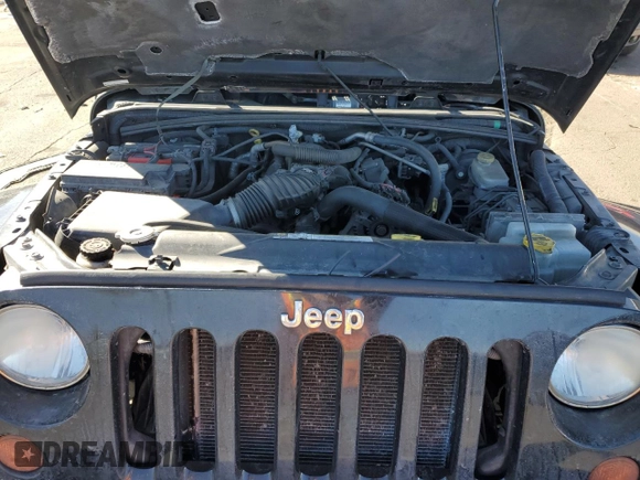 2008 Jeep Wrangler Sahara with VIN 1J4FA54108L625297, listed as a Copart auction lot 46832405 with 144,848 mi miles and Salvage title. Bid and sale history available at DreamBid. Image 13.