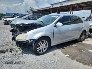2007 Volkswagen Jetta Wolfsburg Edition with VIN 3VWEF71K57M189021, listed as a Copart auction lot 59019685 with 124,720 mi miles and Salvage title. Bid and sale history available at DreamBid. Image 1.