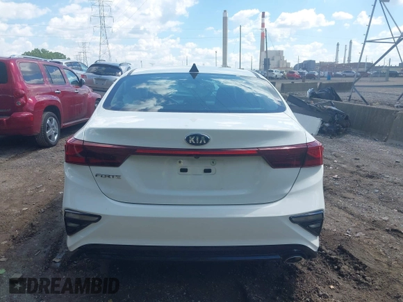 2021 Kia Forte LXS с VIN 3KPF24ADXME362489, выставлен на аукционе IAAI как лот 42392109 с пробегом 14 471 миль миль и . История ставок и продаж доступна на DreamBid. Изображение 16.