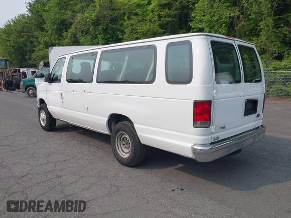 2013 Ford Econoline Passenger XL with VIN 1FBSS3BL8DDA76905, listed as a IAAI auction lot 42338386 with 170,674 mi miles and . Bid and sale history available at DreamBid. Image 3.