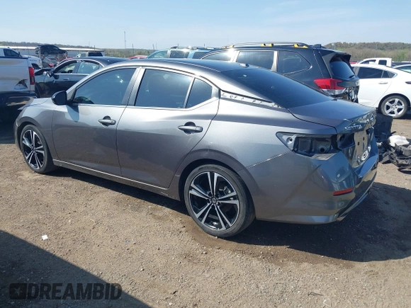 2021 Nissan Sentra SR with VIN 3N1AB8DV7MY288973, listed as a IAAI auction lot 41918925 with 33,174 mi miles and . Bid and sale history available at DreamBid. Image 3.
