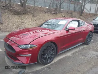 2019 Ford Mustang EcoBoost z VIN 1FA6P8TH3K5111837, wystawiony jako IAAI lot #42112963 z przebiegiem 46 725 mil mil oraz . Historia ofert i sprzedaży dostępna na DreamBid. Obrazek 18.