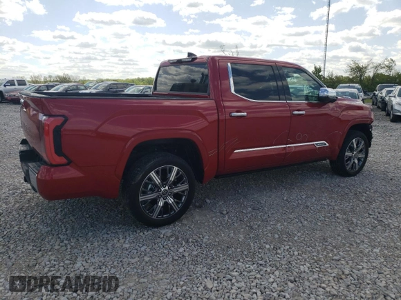 2022 Toyota Tundra Capstone Hybrid z VIN 5TFVC5DB7NX009329, wystawiony jako Copart lot #36216833 z przebiegiem 3 226 mil mil oraz . Historia ofert i sprzedaży dostępna na DreamBid. Obrazek 3.