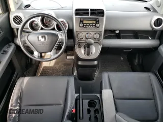 2004 Honda Element EX with VIN 5J6YH28564L011851, listed as a Copart auction lot 60641955 with 96,447 mi miles and Salvage title. Bid and sale history available at DreamBid. Image 8.