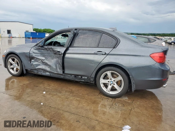 2013 BMW 3 Series 328i z VIN WBA3A5G53DNP19533, wystawiony jako Copart lot #55752525 z przebiegiem 92 472 mil mil oraz Szkoda całkowita • Salvage title. Historia ofert i sprzedaży dostępna na DreamBid. Obrazek 2.