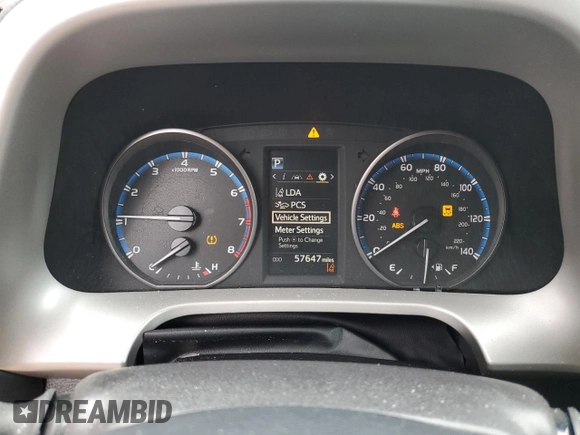 2017 Toyota RAV4 LE с VIN 2T3BFREV5HW687323, выставлен на аукционе Copart как лот 57786415 с пробегом 57 647 миль миль и Списание • Salvage title. История ставок и продаж доступна на DreamBid. Изображение 9.
