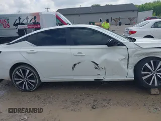 2020 Nissan Altima SR z VIN 1N4BL4CV0LN314050, wystawiony jako IAAI lot #42197726 z przebiegiem 81 216 mil mil oraz . Historia ofert i sprzedaży dostępna na DreamBid. Obrazek 14.
