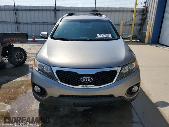 2012 Kia Sorento EX with VIN 5XYKU3A61CG288451, listed as a Copart auction lot 48953075 with 134,410 mi miles and Salvage Title. Bid and sale history available at carsss.com. Image 5.
