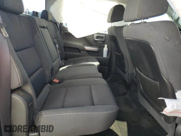 2015 Chevrolet Silverado 3500HD LT z VIN 1GC4KZE82FF590450, wystawiony jako Copart lot #68320404 z przebiegiem 78 844 mil mil oraz Szkoda całkowita • Salvage title. Historia ofert i sprzedaży dostępna na DreamBid. Obrazek 10.