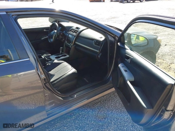 2012 Toyota Camry L with VIN 4T1BF1FK9CU062236, listed as a IAAI auction lot 40561182 with 1 mi miles. Bid and sale history available at carsss.com. Image 5.