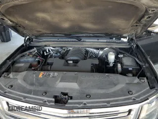 2018 Chevrolet Suburban Premier z VIN 1GNSCJKC7JR126793, wystawiony jako Copart lot #56399825 z przebiegiem 86 225 mil mil oraz Nie do naprawy • Non repairable. Historia ofert i sprzedaży dostępna na DreamBid. Obrazek 12.