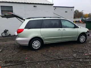 2008 Toyota Sienna CE with VIN 5TDZK23C58S111817, listed as a Copart auction lot 73627213 with 175,473 mi miles and Clean Title. Bid and sale history available at carsss.com. Image 3.