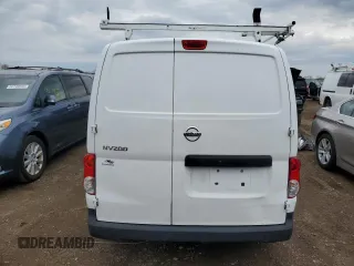 2015 Nissan NV200 S z VIN 3N6CM0KN9FK711799, wystawiony jako Copart lot #53645765 z przebiegiem 105 226 mil mil oraz Szkoda całkowita • Salvage title. Historia ofert i sprzedaży dostępna na DreamBid. Obrazek 6.