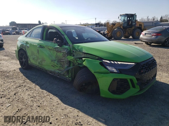 2024 Audi RS 3 z VIN WUAG4DGY8RA911239, wystawiony jako Copart lot #42005625 z przebiegiem 11 196 mil mil oraz Szkoda całkowita • Salvage title. Historia ofert i sprzedaży dostępna na DreamBid. Obrazek 4.