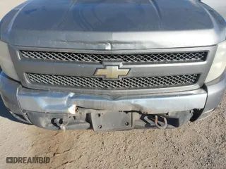 2008 Chevrolet Silverado 1500 LT w/1LT with VIN 2GCEK13M381227512, listed as a IAAI auction lot 41479521 with 261,854 mi miles. Bid and sale history available at carsss.com. Image 6.
