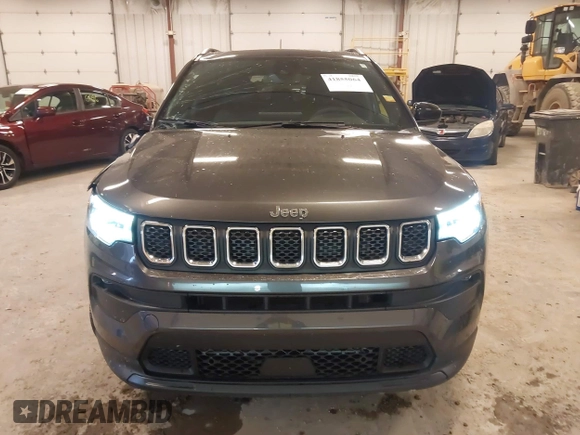 2023 Jeep Compass Latitude Lux с VIN 3C4NJDFN7PT501476, выставлен на аукционе IAAI как лот 41855064 с пробегом 13 881 миль миль и . История ставок и продаж доступна на DreamBid. Изображение 12.