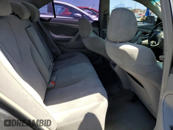2011 Toyota Camry LE z VIN 4T4BF3EK2BR099954, wystawiony jako Copart lot #55970635 z przebiegiem 205 823 mil mil oraz Szkoda całkowita • Salvage title. Historia ofert i sprzedaży dostępna na DreamBid. Obrazek 10.