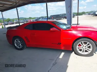 2014 Chevrolet Camaro LT with VIN 2G1FB1E38E9269513, listed as a IAAI auction lot 42624476 with Not provided miles and . Bid and sale history available at DreamBid. Image 14.
