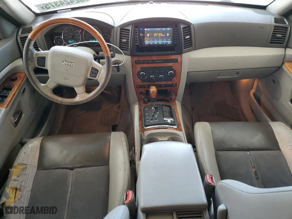 2007 Jeep Grand Cherokee Overland with VIN 1J8HR682X7C609308, listed as a Copart auction lot 52424375 with 204,412 mi miles and Clean Title. Bid and sale history available at carsss.com. Image 8.