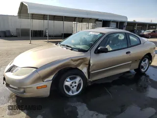 2005 Pontiac Sunfire z VIN 3G2JB12F85S190317, wystawiony jako Copart lot #71834034 z przebiegiem 124 282 mil mil oraz Szkody całkowita. Historia ofert i sprzedaży dostępna na DreamBid. Obrazek 1.