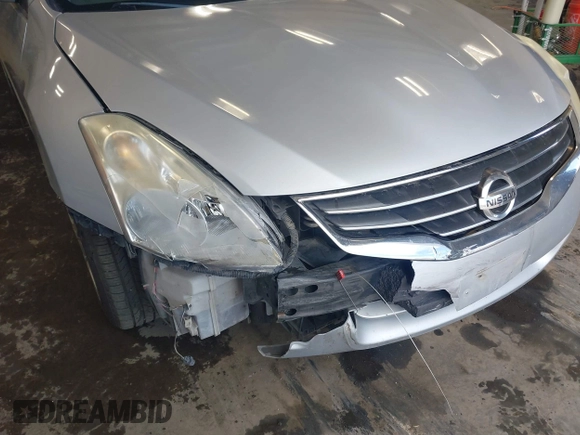 2011 Nissan Altima S with VIN 1N4AL2AP5BN448698, listed as a IAAI auction lot 42185080 with 165,297 mi miles and . Bid and sale history available at carsss.com. Image 6.