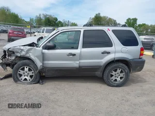 2005 Ford Escape XLT с VIN 1FMYU93125KB21037, выставлен на аукционе IAAI как лот 42256389 с пробегом 173 080 миль миль и . История ставок и продаж доступна на DreamBid. Изображение 15.