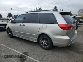 2004 Toyota Sienna XLE with VIN 5TDZA22C24S132607, listed as a Copart auction lot 53556165 with 154,552 mi miles and Salvage Title. Bid and sale history available at carsss.com. Image 2.
