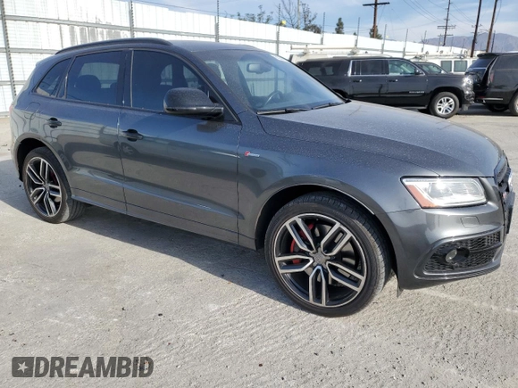 2017 Audi SQ5 Premium Plus with VIN WA1CCAFP2HA093800, listed as a Copart auction lot 81260114 with 105,889 mi miles and Clean Title. Bid and sale history available at DreamBid. Image 4.