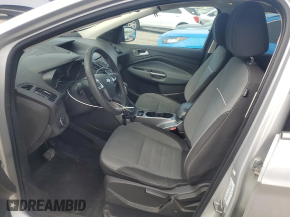 2013 Ford Escape SE z VIN 1FMCU0GXXDUA47275, wystawiony jako Copart lot #52241145 z przebiegiem 157 724 mil mil oraz Nie do naprawy • Non repairable. Historia ofert i sprzedaży dostępna na DreamBid. Obrazek 7.