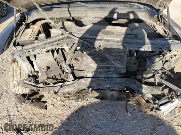 2010 Nissan Armada Titanium z VIN 5N1AA0NC4AN608303, wystawiony jako Copart lot #52078455 z przebiegiem 252 339 mil mil oraz Szkoda całkowita • Salvage title. Historia ofert i sprzedaży dostępna na DreamBid. Obrazek 12.