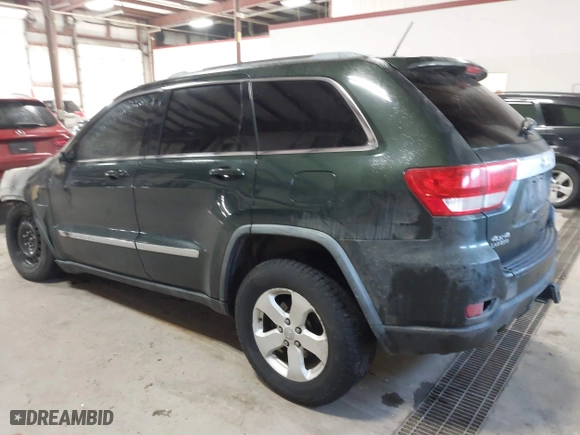 2011 Jeep Grand Cherokee Laredo with VIN 1J4RR4GTXBC545672, listed as a IAAI auction lot 41459138 with 1 mi miles. Bid and sale history available at carsss.com. Image 3.