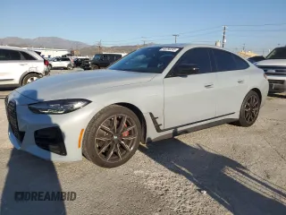 2023 BMW 4 Series 430i z VIN WBA63AV07PFN44077, wystawiony jako Copart lot #46280245 z przebiegiem 21 081 mil mil oraz Szkody całkowita. Historia ofert i sprzedaży dostępna na DreamBid. Obrazek 1.