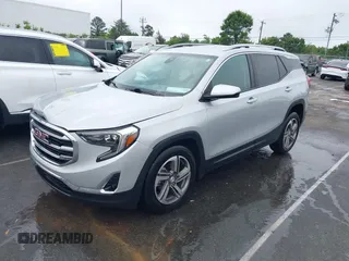 2020 GMC Terrain SLT z VIN 3GKALPEV6LL136556, wystawiony jako IAAI lot #42228618 z przebiegiem 85 070 mil mil oraz . Historia ofert i sprzedaży dostępna na DreamBid. Obrazek 19.