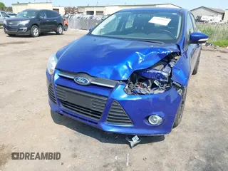 2013 Ford Focus SE с VIN 1FADP3K29DL219935, выставлен на аукционе IAAI как лот 42404029 с пробегом 161 385 миль миль и . История ставок и продаж доступна на DreamBid. Изображение 6.