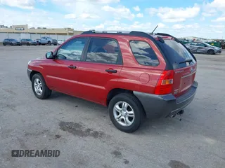2008 Kia Sportage LX with VIN KNDJE723887490986, listed as a IAAI auction lot 42160771 with 195,545 mi miles. Bid and sale history available at carsss.com. Image 3.
