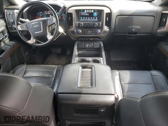 2018 GMC Sierra 1500 Denali z VIN 3GTU2PEJ3JG523077, wystawiony jako Copart lot #72094704 z przebiegiem 117 756 mil mil oraz Szkoda całkowita • Salvage title. Historia ofert i sprzedaży dostępna na DreamBid. Obrazek 8.