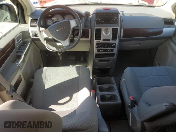2010 Chrysler Town & Country Touring with VIN 2A4RR5D11AR319518, listed as a Copart auction lot 53360305 with 190,402 mi miles and Non Repairable. Bid and sale history available at carsss.com. Image 8.